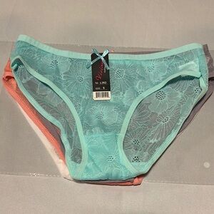 Set of 4️⃣ Vision Lace Panties Set